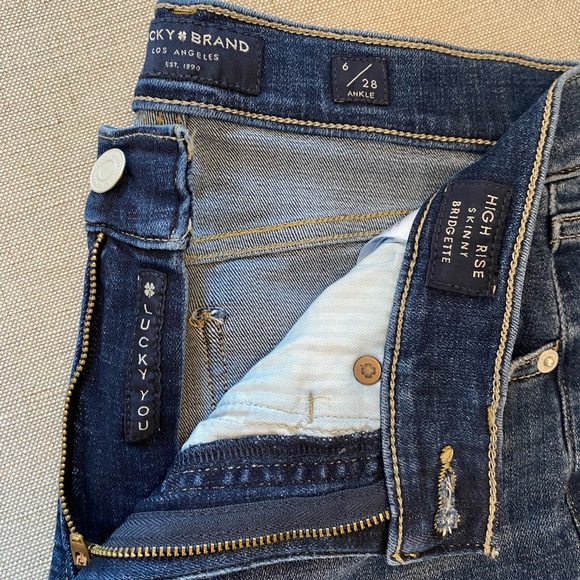 Lucky Brand High Rise Bridgette Skinny Jean - Picture 6 of 7